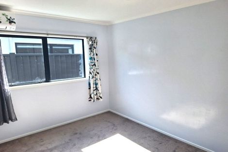 Photo of property in 40 Te Kaeaea Crescent, Wallaceville, Upper Hutt, 5018