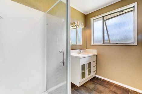 Photo of property in 31 Border Road, Henderson, Auckland, 0612