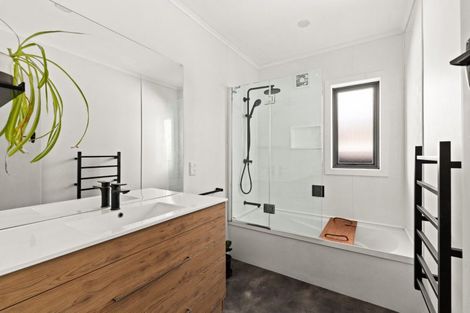 Photo of property in 38 Downing Avenue, Pirimai, Napier, 4112