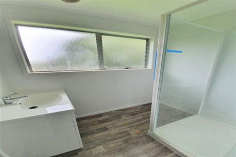 Photo of property in 30 Hyperion Drive, Randwick Park, Auckland, 2105