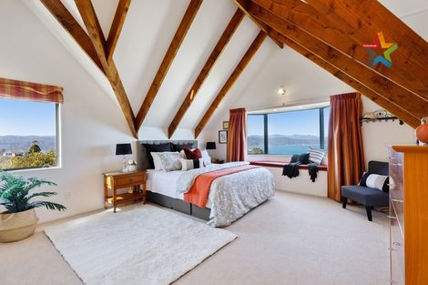 Photo of property in 49a Maungaraki Road, Korokoro, Lower Hutt, 5012