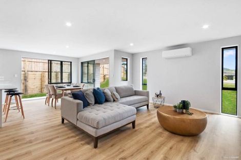 Photo of property in 21 Thomason Crescent, Pokeno, 2402