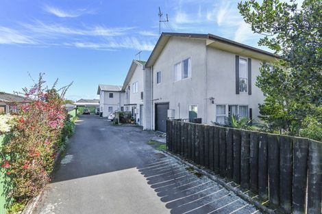 Photo of property in 2/209 Charles Street, Saint Leonards, Hastings, 4120