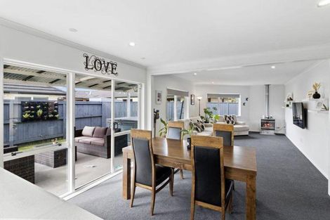 Photo of property in 4 Vermont Court, Huntington, Hamilton, 3210