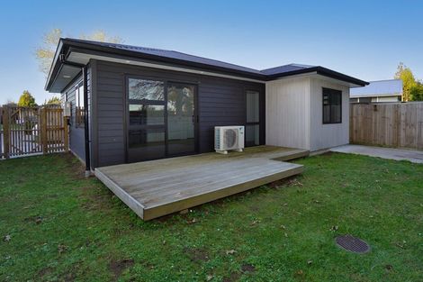 Photo of property in 4/59 Oakfield Crescent, Pukete, Hamilton, 3200