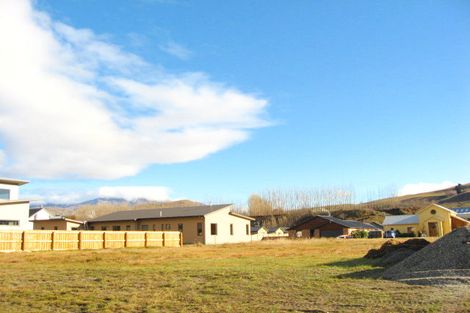 Photo of property in 9 Castalia Drive, Lake Hayes, Queenstown, 9304