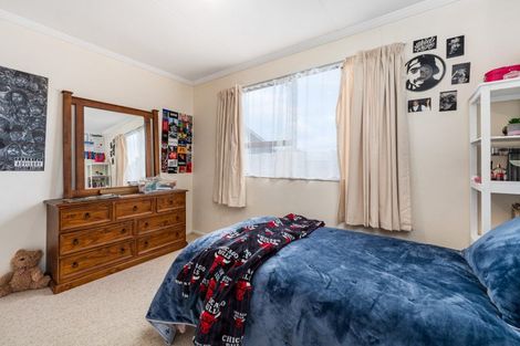Photo of property in 34 Paradise Place, Milson, Palmerston North, 4414