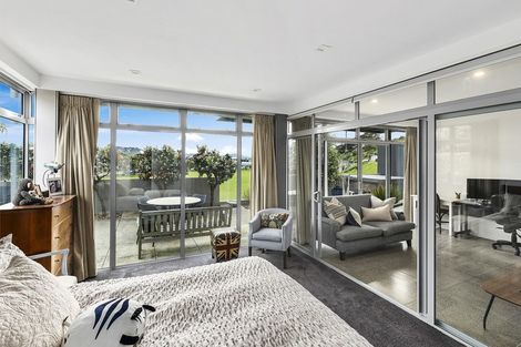 Photo of property in 63 Burnham Street, Seatoun, Wellington, 6022