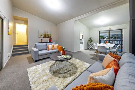 Photo of property in 5 Flamingo Court, Goodwood Heights, Auckland, 2105