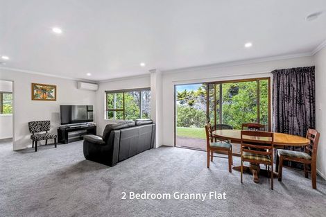 Photo of property in 166 Stapleford Crescent, Browns Bay, Auckland, 0630