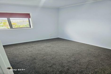 Photo of property in 12 Kevale Place, Manurewa, Auckland, 2102