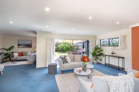 Photo of property in 9a Collingwood Street, Waterloo, Lower Hutt, 5011