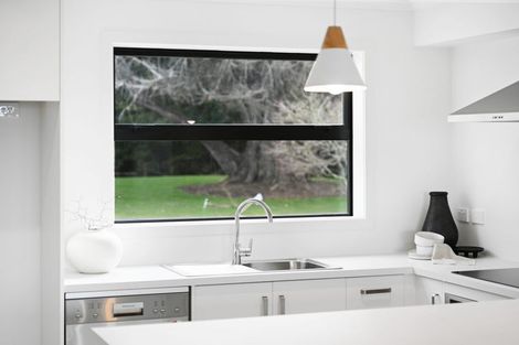 Photo of property in 1/12 Ruakiwi Road, Hamilton Lake, Hamilton, 3204