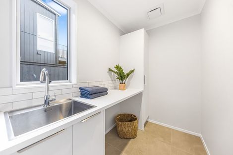 Photo of property in 51 Roundel Crescent, Whenuapai, Auckland, 0618