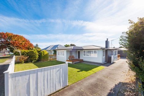 Photo of property in 7 Liverpool Street, Takaro, Palmerston North, 4412