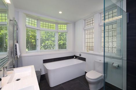 Photo of property in 23 Brougham Street, Nelson South, Nelson, 7010