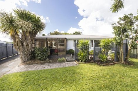 Photo of property in 9 Busby Place, Awapuni, Palmerston North, 4412