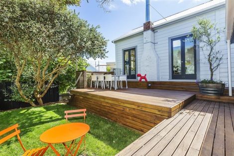 Photo of property in 98 Wilson Street, Newtown, Wellington, 6021