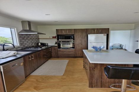 Photo of property in 11a Catherine Crescent, Moturoa, New Plymouth, 4310