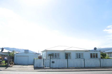 Photo of property in 40 Maclean Street, Wallaceville, Upper Hutt, 5018