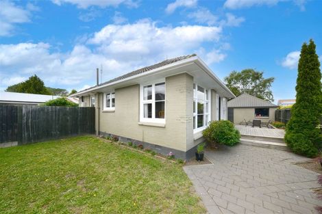 Photo of property in 74 Maidstone Road, Ilam, Christchurch, 8041
