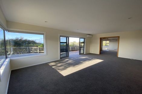 Photo of property in 33 Whale Cove, Stanmore Bay, Whangaparaoa, 0932