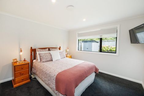 Photo of property in 16 Serenity Crescent, Kelvin Grove, Palmerston North, 4414