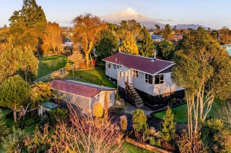 Photo of property in 22 Beaconsfield Road, Midhirst, Stratford, 4394