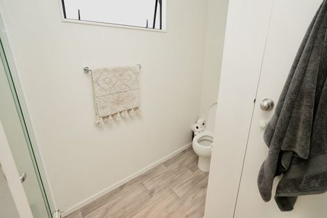 Photo of property in 7 Hillgrove Place, Fitzherbert, Palmerston North, 4410