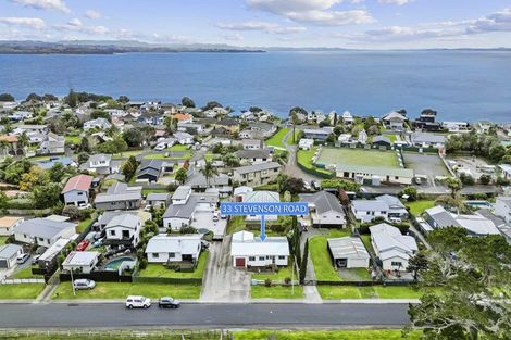 Photo of property in 33 Stevenson Road, Clarks Beach, 2122