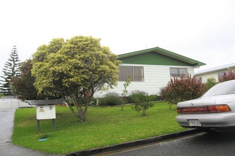 Photo of property in 4 Lockesley Place, Onerahi, Whangarei, 0110
