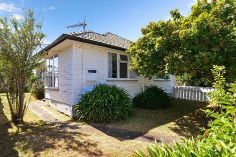 Photo of property in 55 Ross Crescent, Fairfield, Hamilton, 3214