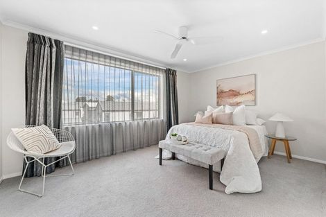 Photo of property in 3/2 Rangitamiro Place, Hobsonville, Auckland, 0616