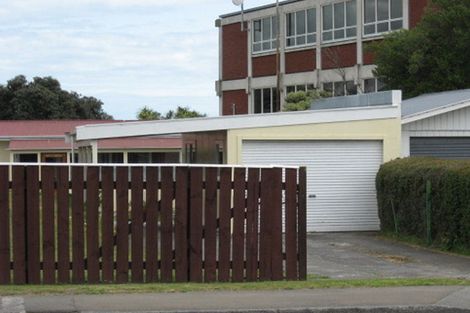 Photo of property in 37 Kapiti Road, Paraparaumu, 5032