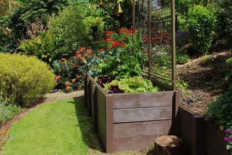 Photo of property in 94 Mccaughan Road, Kerikeri, 0294