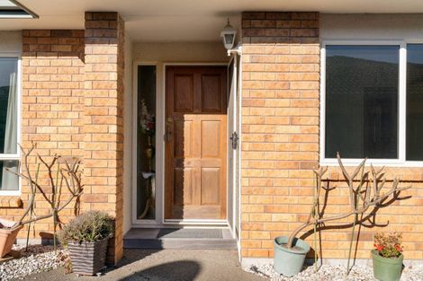 Photo of property in 27 Luculia Drive, Mount Maunganui, 3116