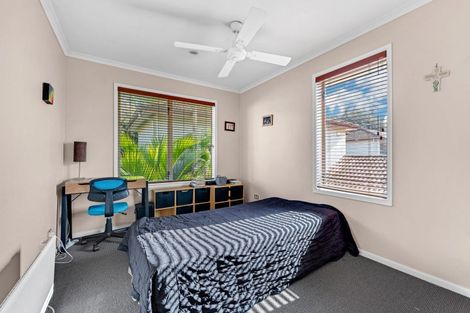 Photo of property in 31 Millennial Way, Orewa, 0931