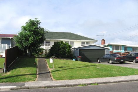 Photo of property in 16 Battersby Avenue, Mount Roskill, Auckland, 1041