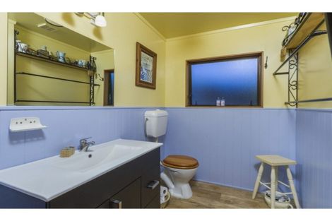 Photo of property in 12 Moreland Place, Mapua, 7005