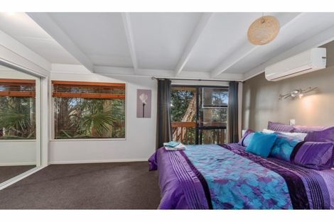 Photo of property in 29 Glencoe Road, Browns Bay, Auckland, 0630