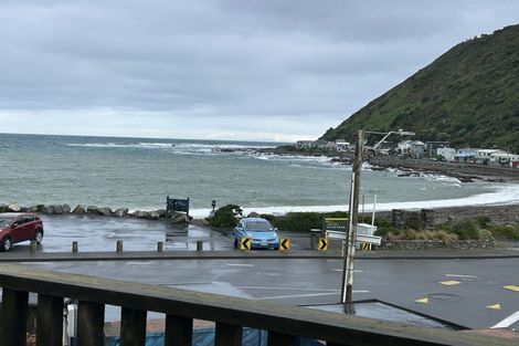 Photo of property in 2 Happy Valley Road, Owhiro Bay, Wellington, 6023