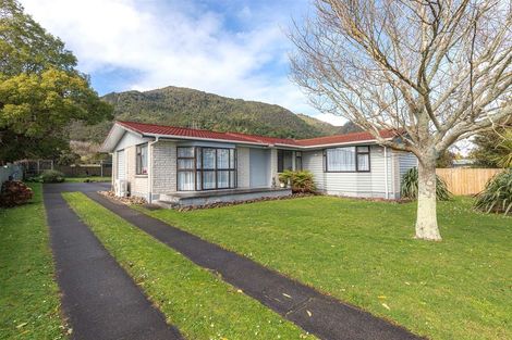 Photo of property in 17 East Avenue, Te Aroha, 3320