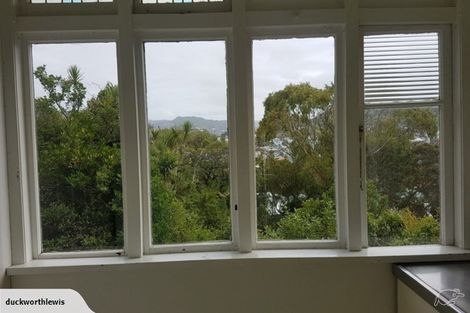 Photo of property in 11 Lawrence Street, Newtown, Wellington, 6021