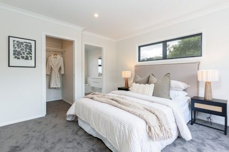 Photo of property in 20a Korau Grove, Stokes Valley, Lower Hutt, 5019