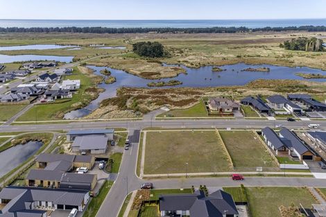 Photo of property in 62 The Esplanade, Pegasus, 7612