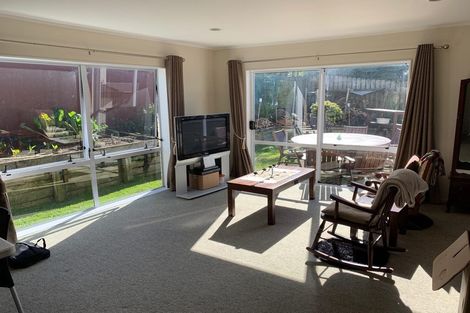 Photo of property in 1/17 Kells Place, Botany Downs, Auckland, 2010