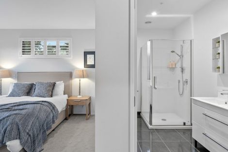 Photo of property in 1 Kirimoko Crescent, Wanaka, 9305