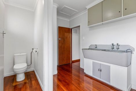 Photo of property in 122 No 2 Road, Te Puke, 3182