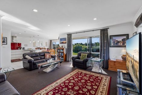 Photo of property in 95 Oriental Parade, Papamoa Beach, Papamoa, 3118