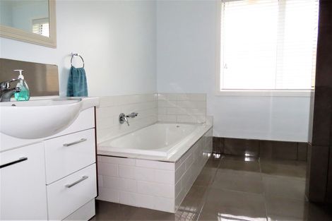 Photo of property in 18 Te Aranui Drive, Te Awamutu, 3800